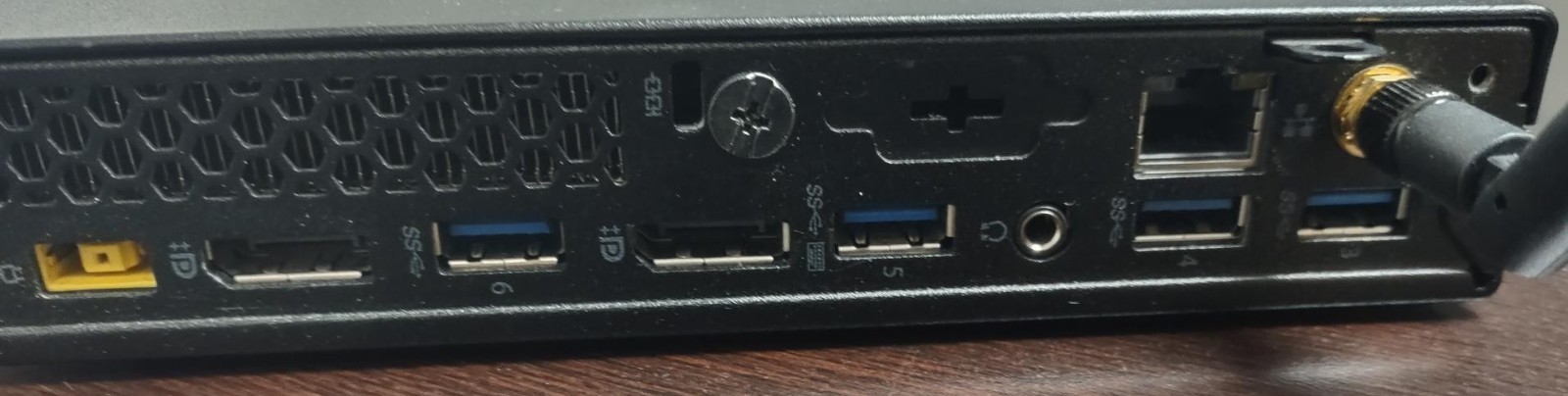 Lenovo ThinkCentre M700 Tiny PC | Intel i5-6400T | 8GB DDR4 | 500GB HDD | Win 11 — Refurbished Tiny PC - Image 4